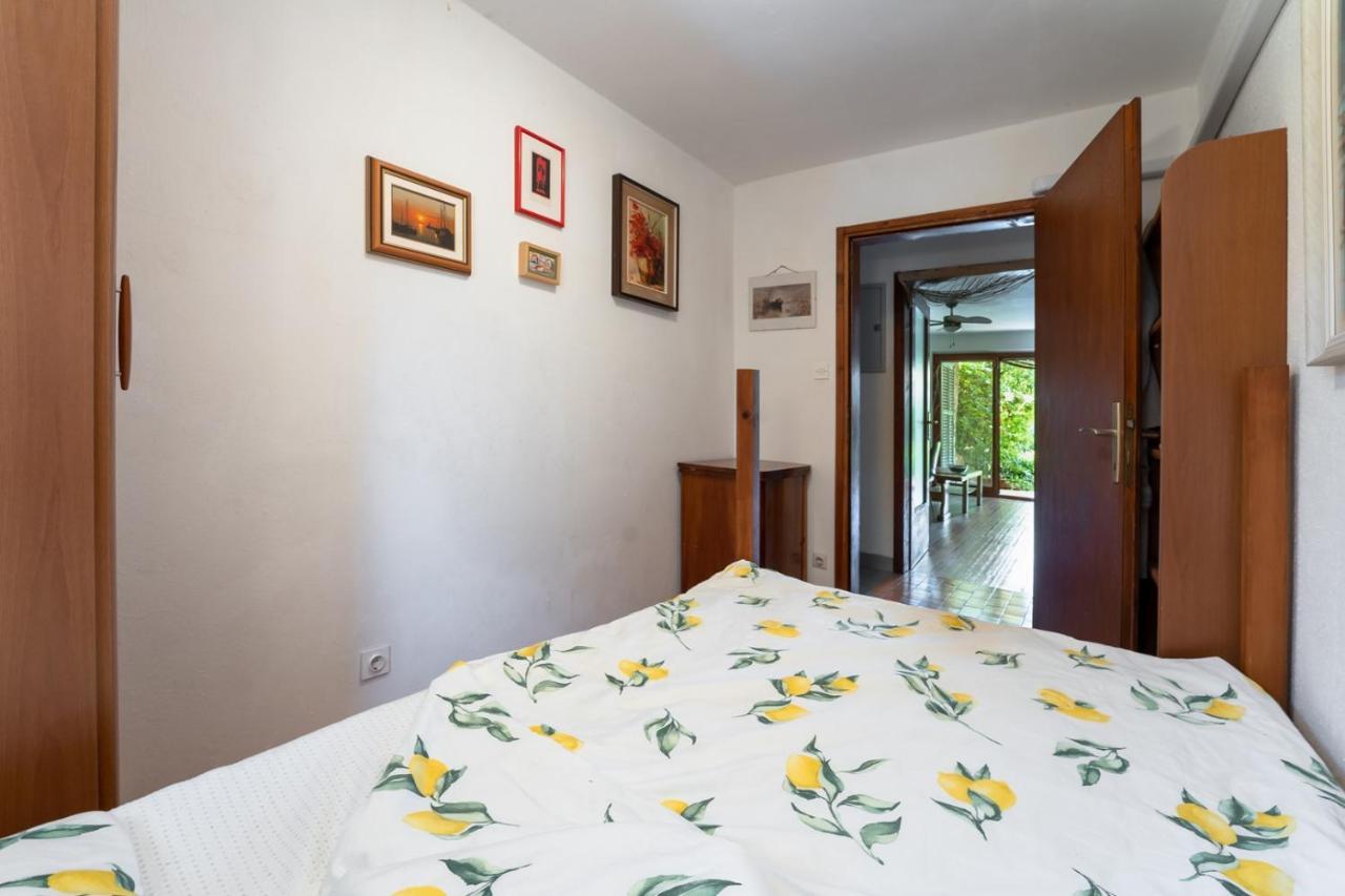 Apartment Ruj Zambratija  Buitenkant foto